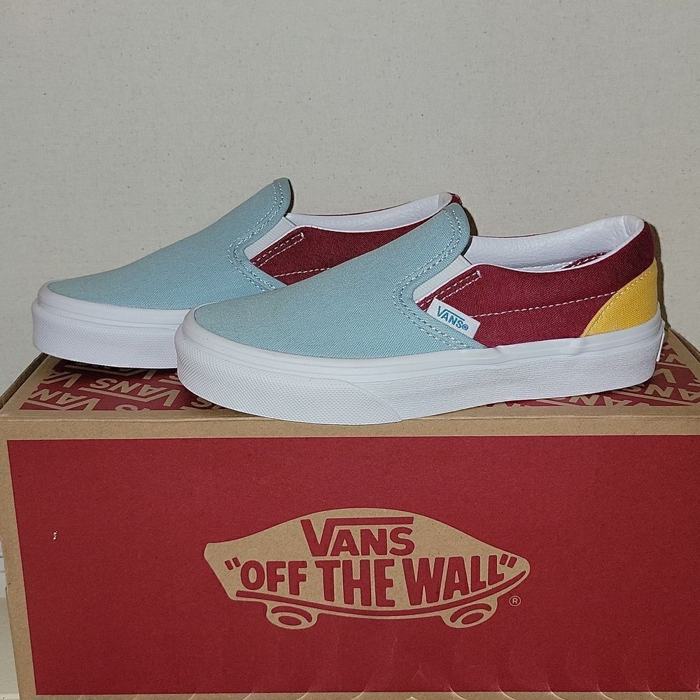Vans Classic Slip On Retro Rainbow Multi / True White Sneaker Shoes Size 13